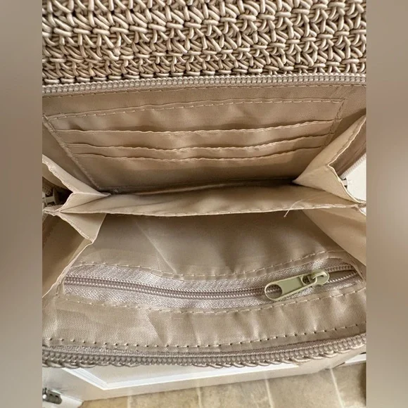 Beige Crochet Crossbody Purse - Picture 6 of 6